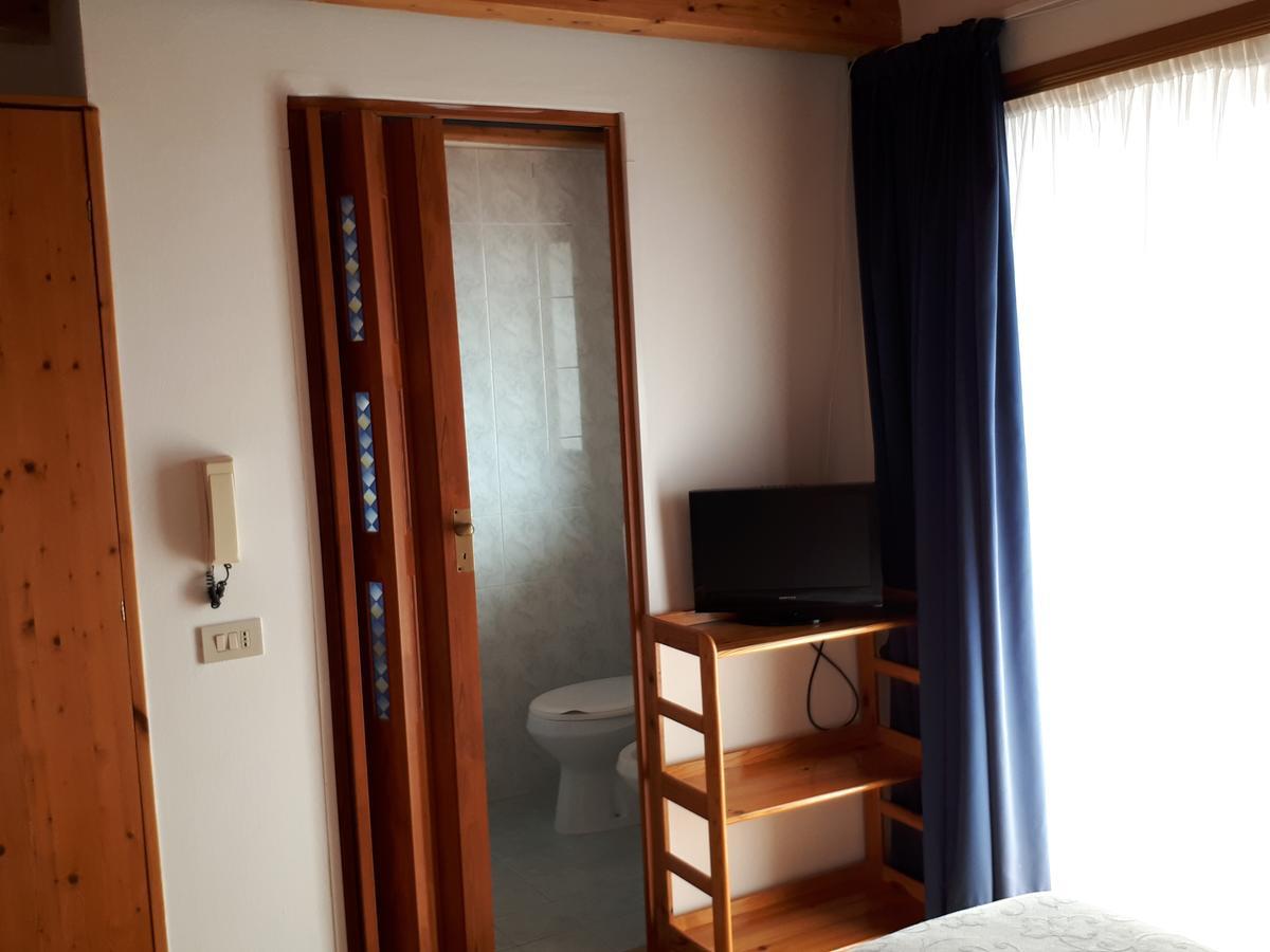Hotel Villa Dina Лидо ди Йезоло Екстериор снимка