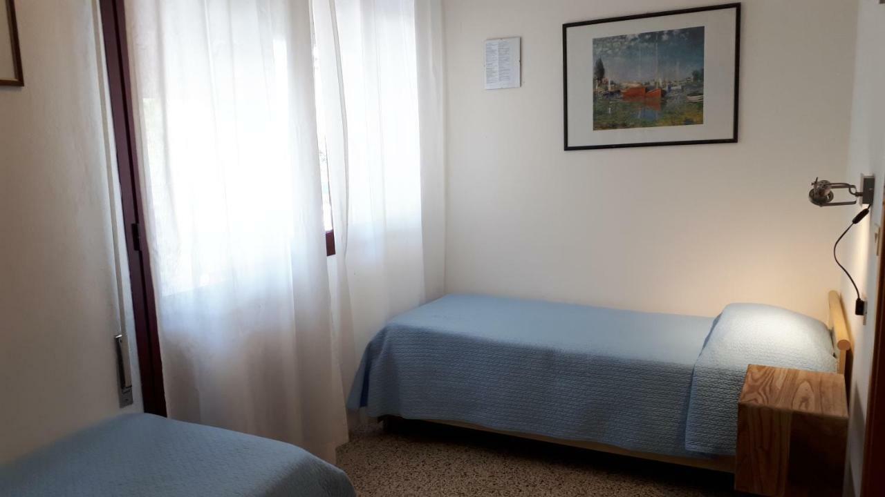 Hotel Villa Dina Лидо ди Йезоло Екстериор снимка