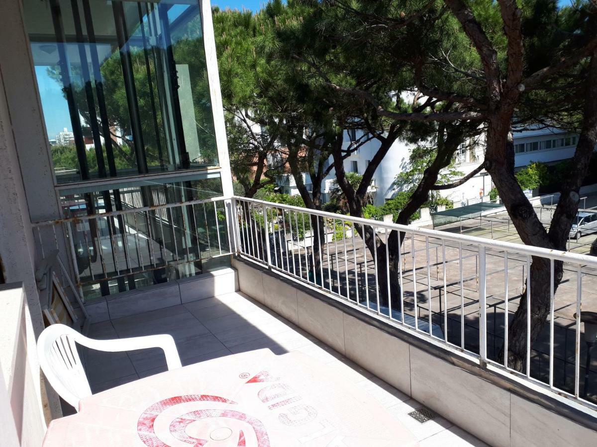 Hotel Villa Dina Лидо ди Йезоло Екстериор снимка