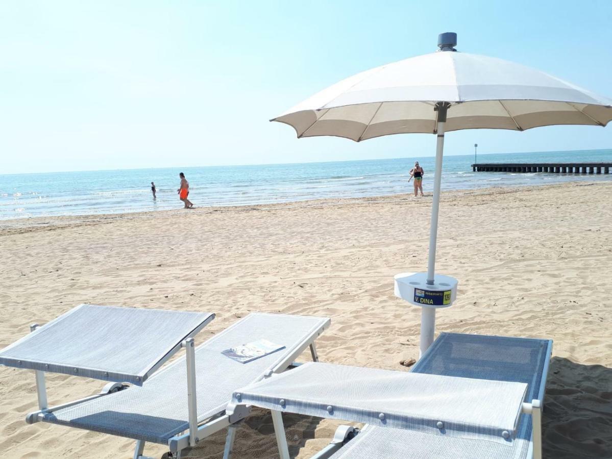 Hotel Villa Dina Лидо ди Йезоло Екстериор снимка